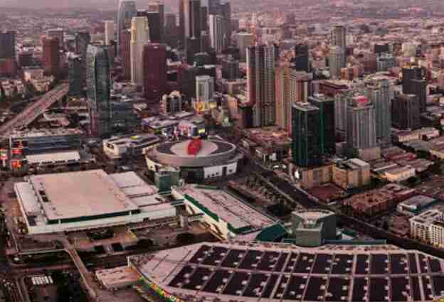 Melbourne-Airport-Vacay-to-LA-Competition